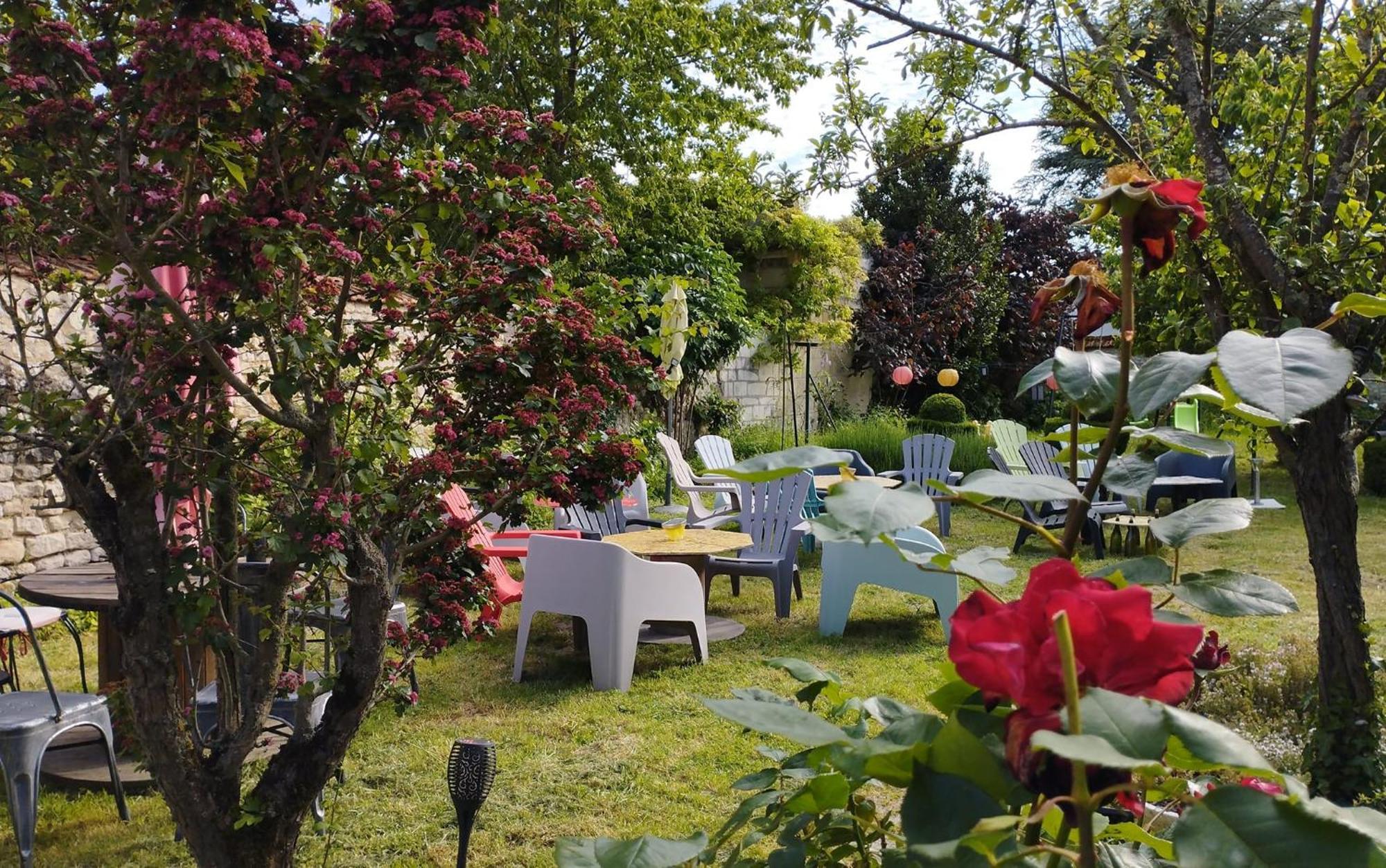 L'Etape De Loudun Hotell Exteriör bild